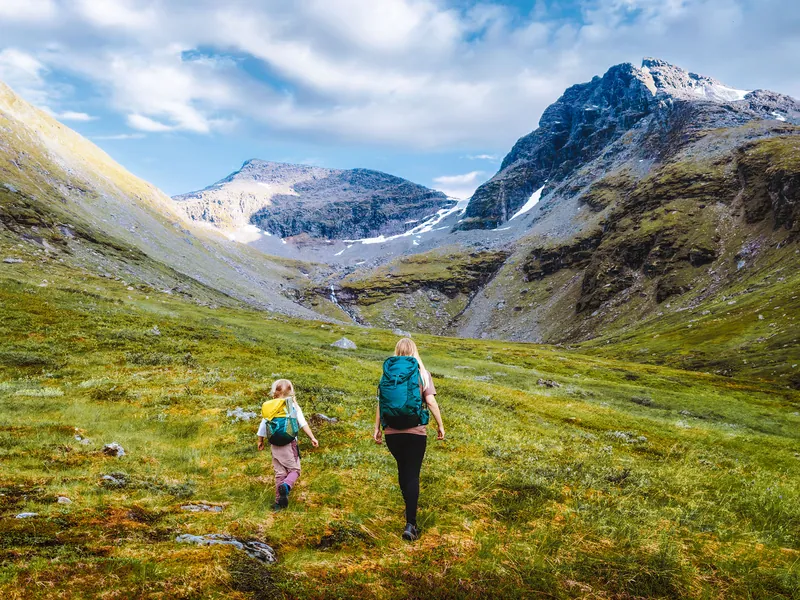 Hiking & Climbing